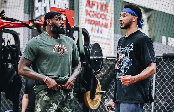 中的四个三 中的四个三